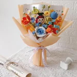 Graduation Crochet Bouquet, Amigurumi Flower with Custom Doll, Class of 2026 Keepsake Gift, Handmade Forever Flowers, Gift for Her