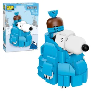 Peanuts Snoopy Puffer Jacket 188-Piece Brickcraft Building Set