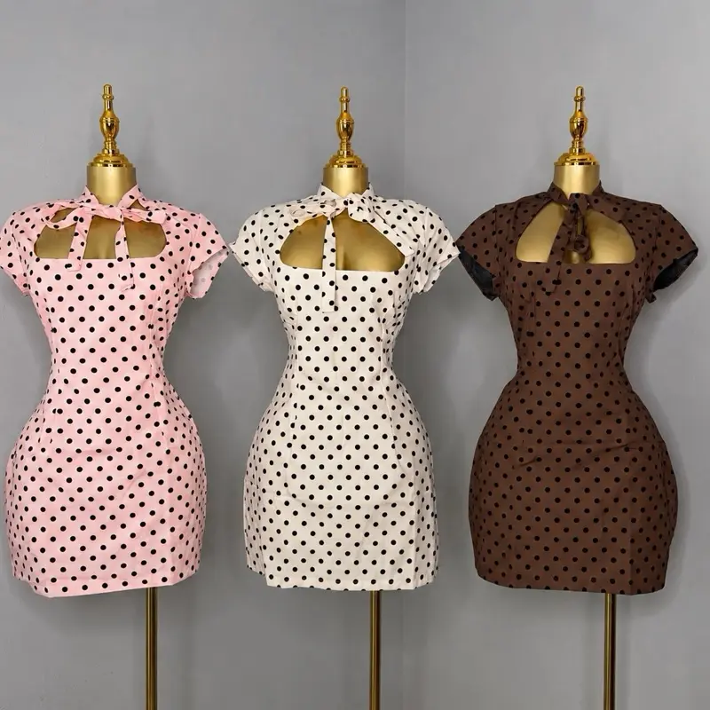 Polka Dot Inspire Mini Dress, Trendy Style with Zipper Closure