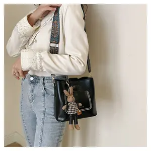 Vintage Simple Pu in Leather Backbug Bags for Luxury Women Designer Handbagt Dame Black Bag