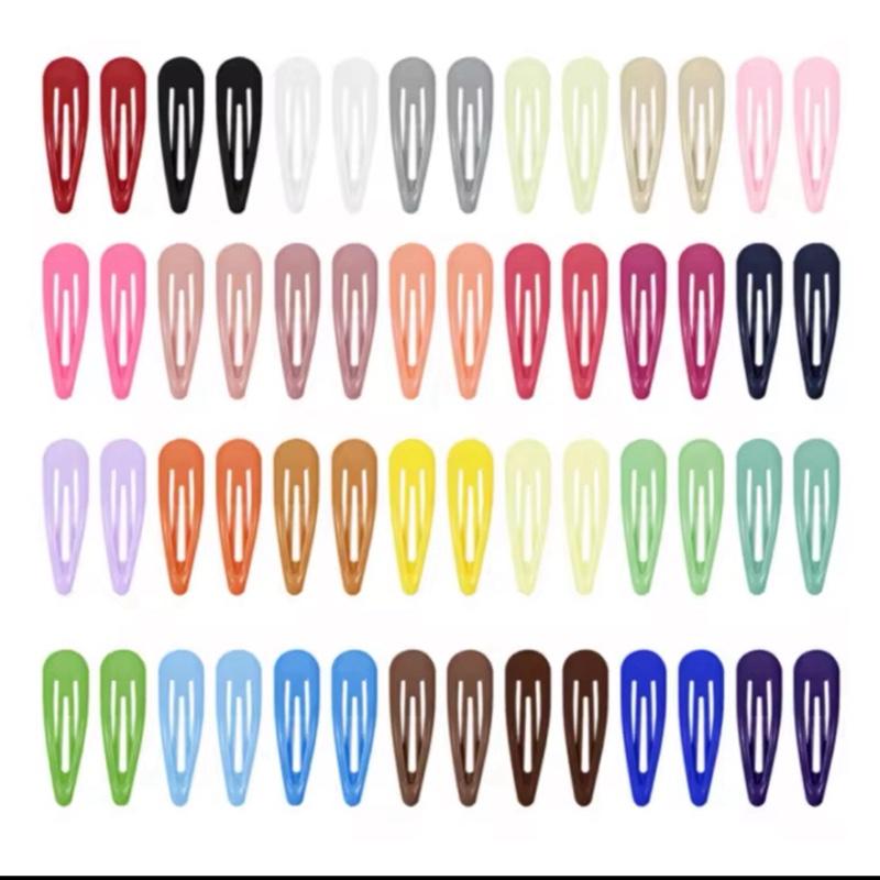 EMPRENDEDOR LARGE PACKAGE - 10 Dozens Mixed Wholesale Includes Keychains Socks Hair Brush Notebooks Pens & 5 Random Fashion Accessories Cartoon Characters Style May Vary