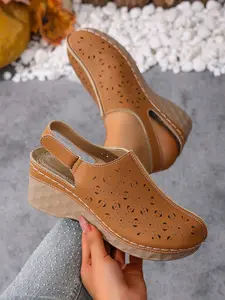 New Fashion Versatile Vintage PU Leather Sandals for Women, Retro Full Coverage Slip-On Soft Sole Lazy Sandals, All Seasons