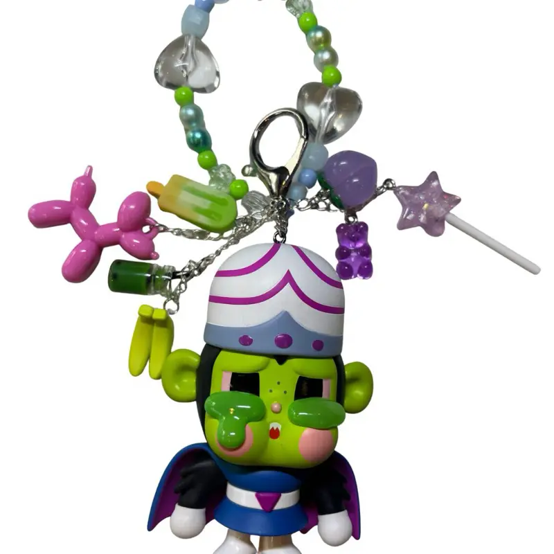 ポップマートcrybab 緑&紫 popmart crybaby cherry keychain - TikTok Shop
