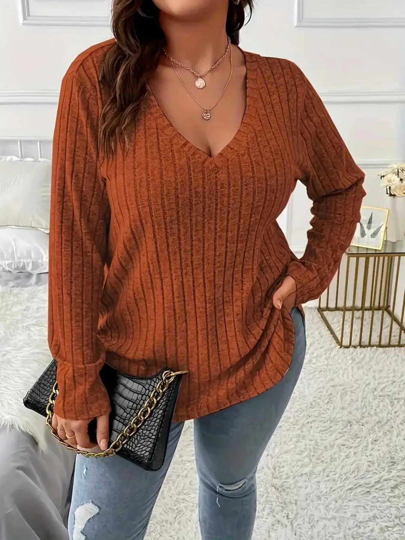 Plus Size Solid Long Sleeve Tee, Casual Comfy V Neck Top for Fall Daily Outdoor Wear, Women Plus Clothing for Fall, Womenswear