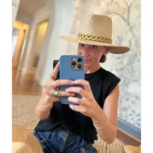 Natural Straw Hat with Natural Bead Accessory