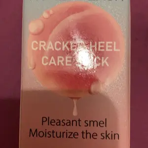 honey peach hand and foot chap care stick with honey peach essence, Moisturize and hydrate, quickly repair dry and cracked skin, restore softness and smoothness to hands and feet, and enjoy peach like care at all times, Intensive Foot Care #TOP PICKS