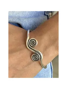 Bohemian Spiral Adjustable Cuff Bangle, Vintage Unisex Bracelet, Retro Old Look Fashion Accessory for Casual Daily Wear, Unique & Stylish Always