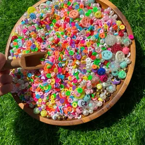 Preppy bead confetti