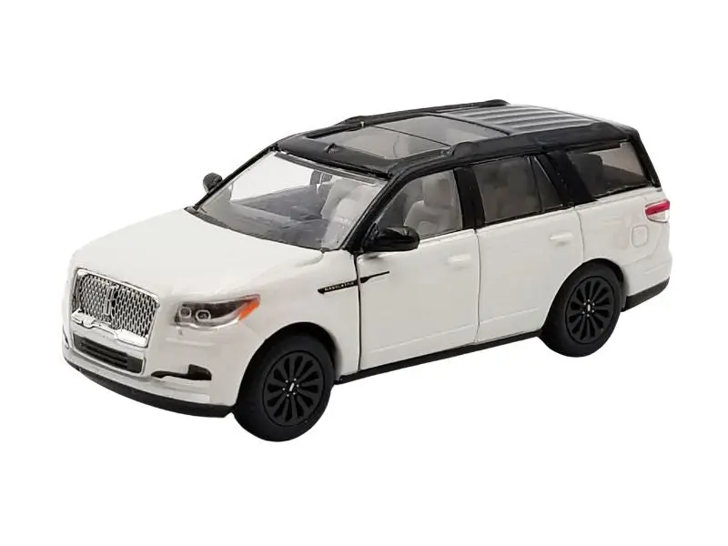 2024 Lincoln Navigator - Pristine White Metallic Diecast 1:64 Scale Model - Karson Diecast Co. A6410000