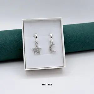 MINARA 950 Silver - Arete argolla Estrella y LUNA colgante - Estilo texturado martillado