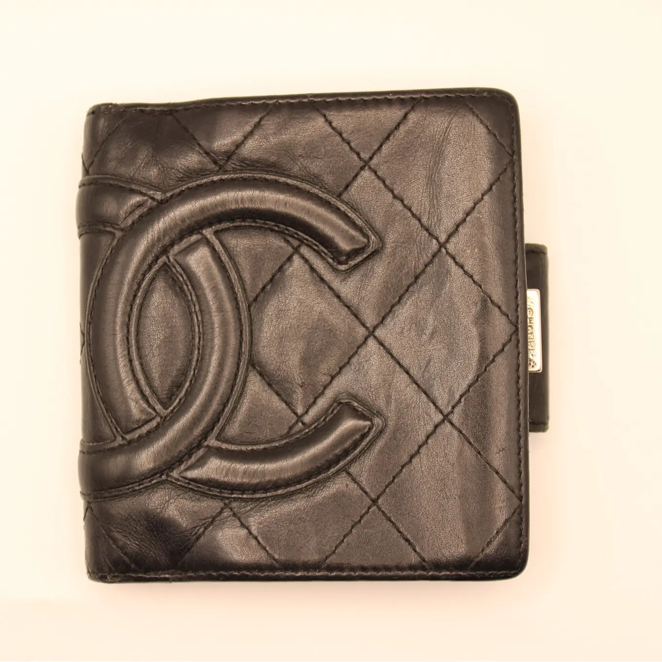 Pre-owned CHANEL Leather Small Leather Goods Calfskin Quilted Cambon Bi Fold Wallet