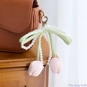 Luxury Heart Tassel Bag Charm, Rhinestone Bow Crystal Phone Strap, Trendy INS‑Inspired Short Dangle Pendant, Sparkly Diamond‑Encrusted Decorative Lanyard, Elegant Girly Accessory for Women’s Handbags, Crossbody Purses, Daily Outfits and Fashion Styling ou