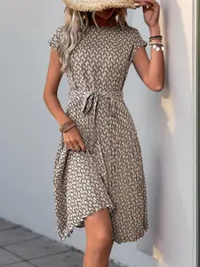 Women's All Over Print Geometric Belted Fit Dress, Casual Short Sleeve Dress for Summer, Ladies Clothes for Daily Wear
