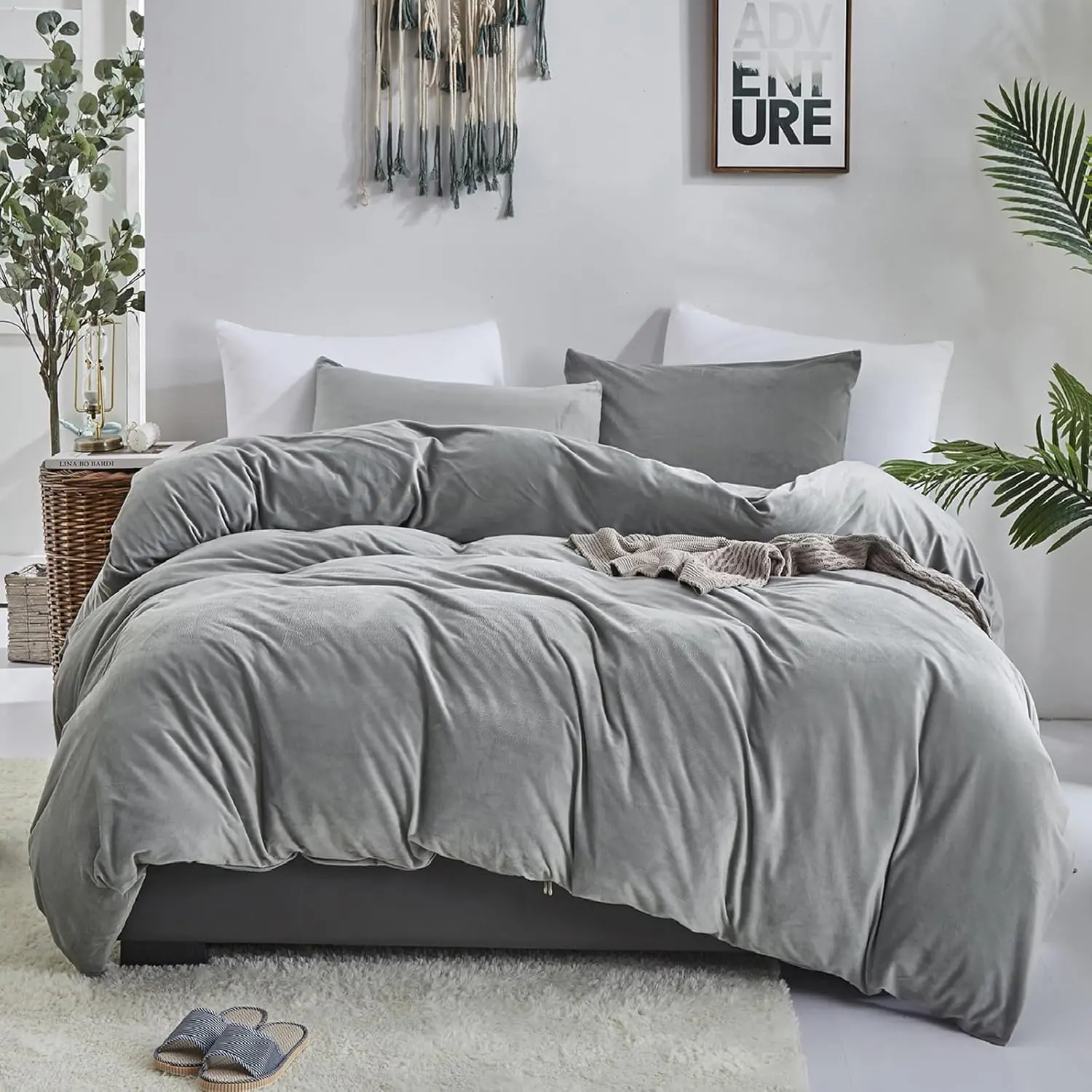 Grey Velvet California King Comforter - Plush Fluffy Winter Warm Flannel Bedding, Unisex Breathable Durable Machine Wash Quilt, Unisex Bedding