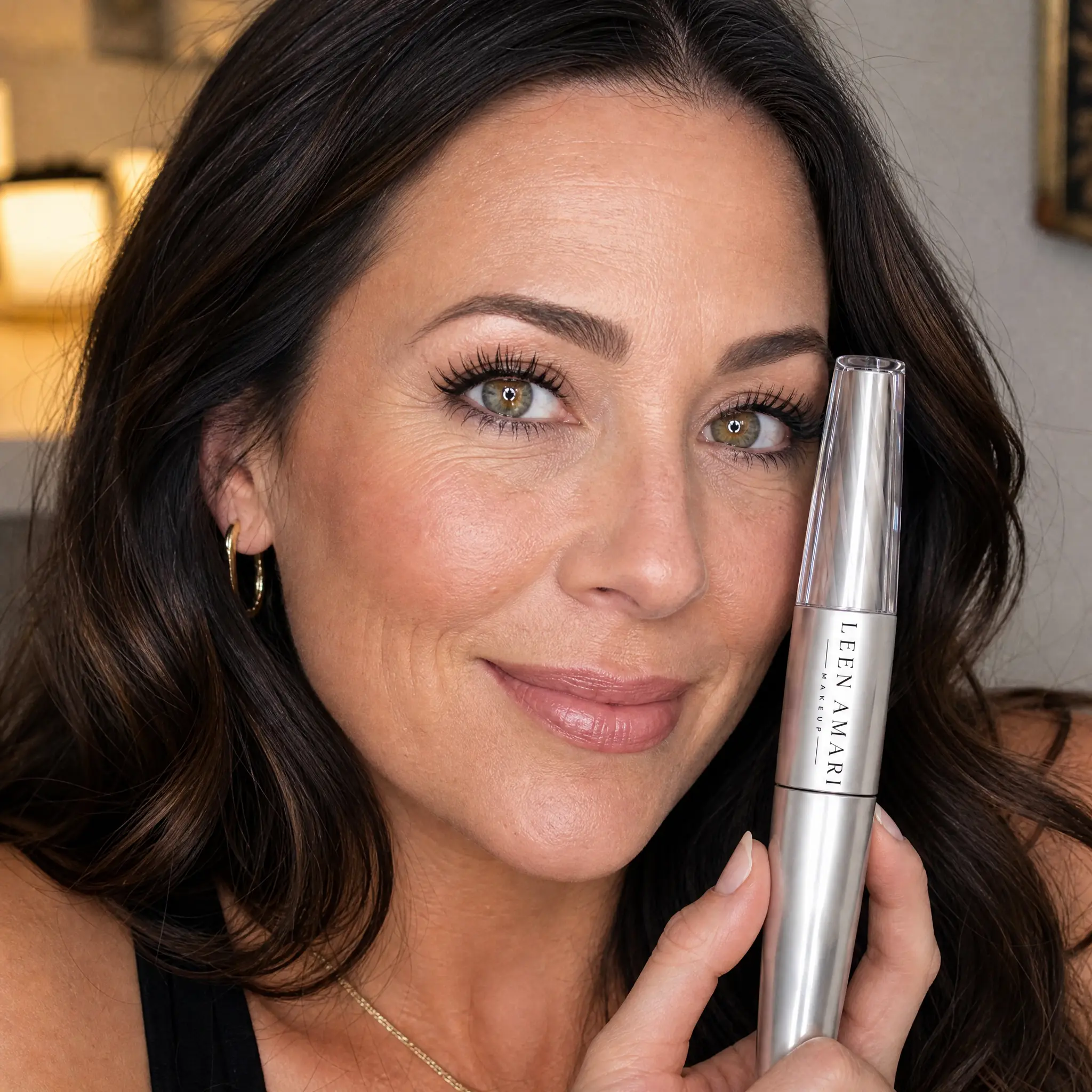 LEEN AMARI One Duo, Two Lash Looks, White Primer + Buildable Black Mascara for Soft Everyday Definition or Bold Nighttime Volume
