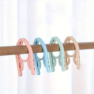 4Pcs portable folding hanger with random color, with non-slip grip - durable plastic, suitable for travel and family use, can be used for RV travel, a must for travel, Foldable Hanger