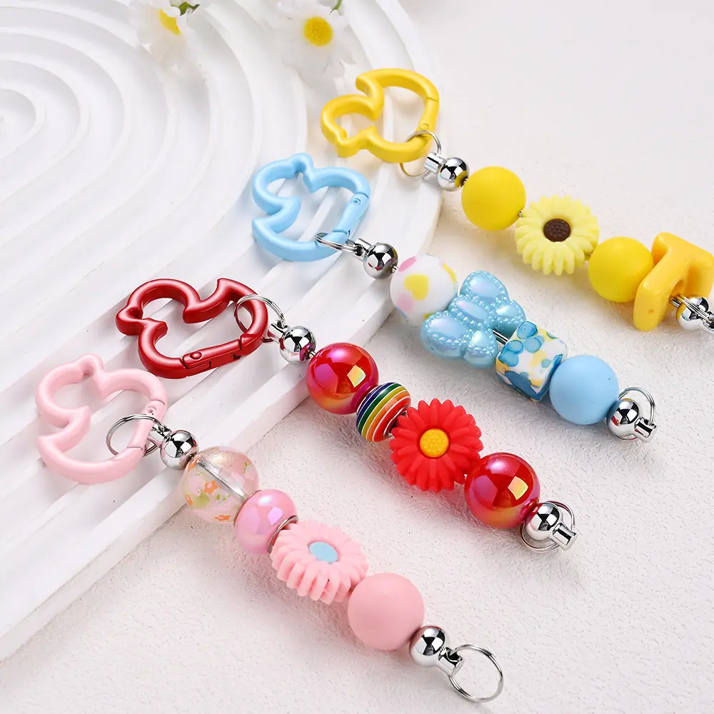 A18 DIY Keychain Gift Making Kit Bulk | Carabiner Clips & Keychain Accessories