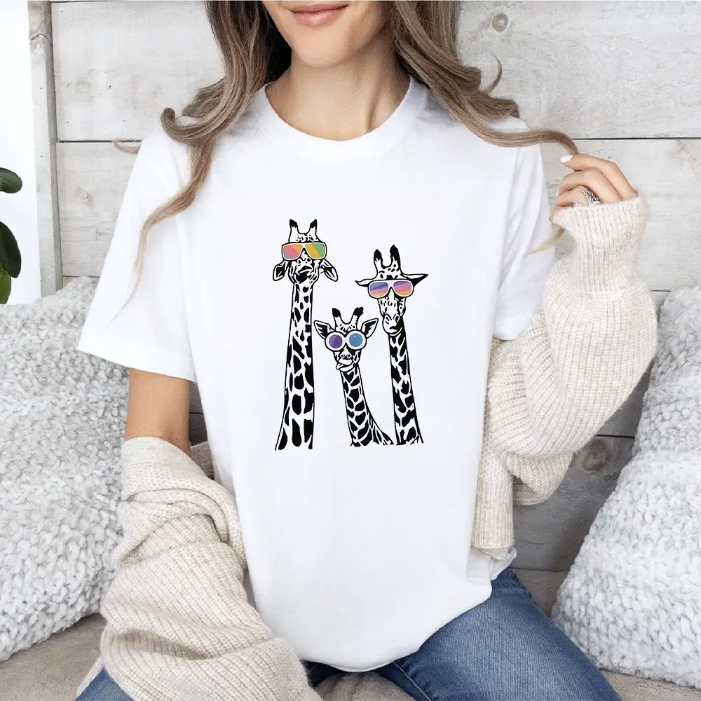 Men's Seamless Short-Sleeve Crew Neck Cotton Fabric Giraffe Graphic T-Shirt, Polyester Knit, Slight Stretch, Regular Fit, All-Season Casual Top, Shortsleeve