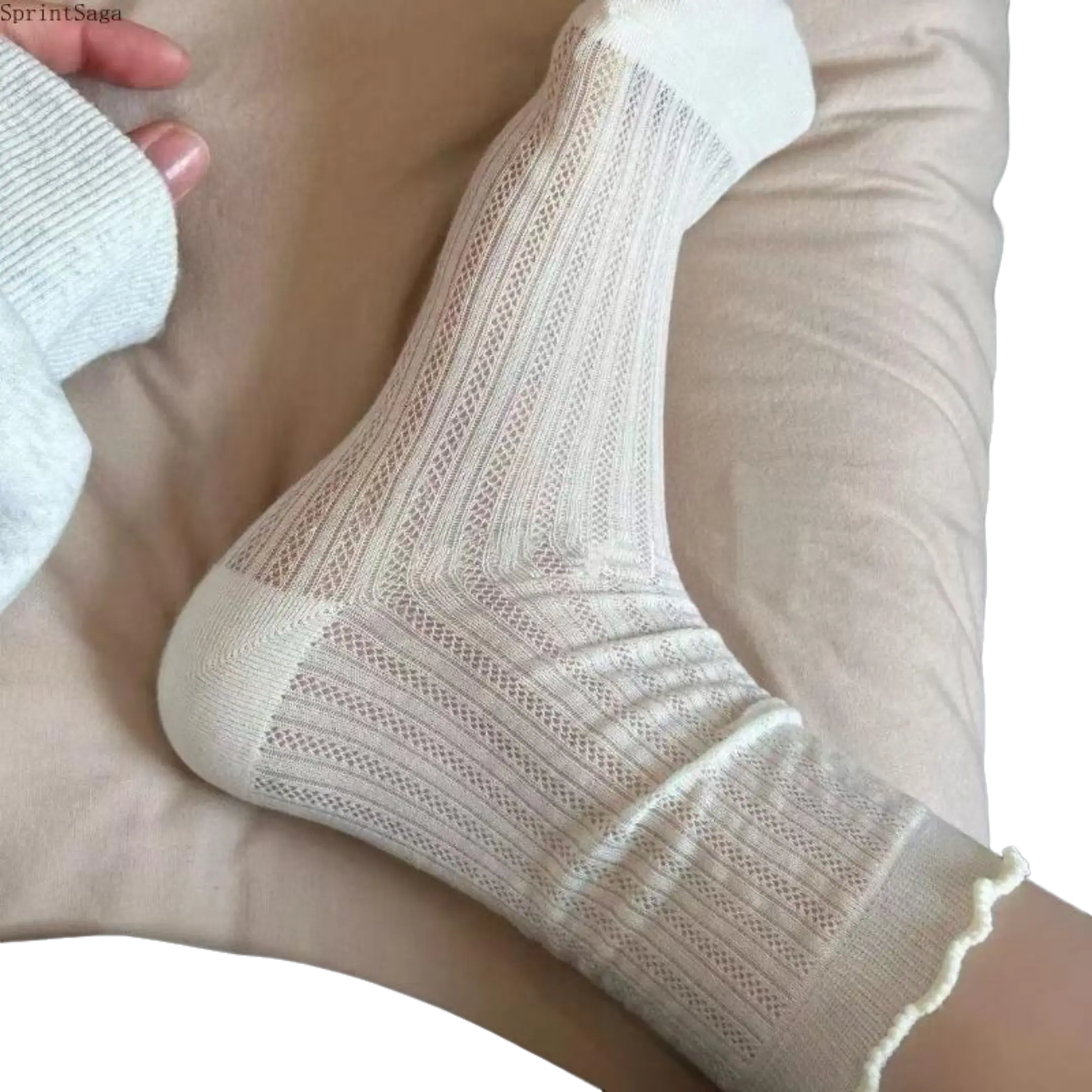 3 Pairs of Women's Breathable Mesh Socks, Trendy Lace Socks with Solid Color Design, Lightweight Medium Tube Stockings for Summer, Fashionable and Comfortable Casual Socks for Daily Wear
