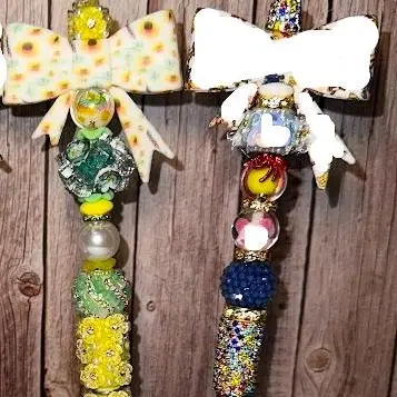 Yellow flower Beadable pen with sunflower bow