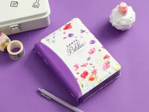 Compact RV1960 Bible with Closure, 11 Points, Imitation Leather, Primaveral Lila Edges, 5.50 x 7.50 x 1.50 inches, Ideal for Daily Reading