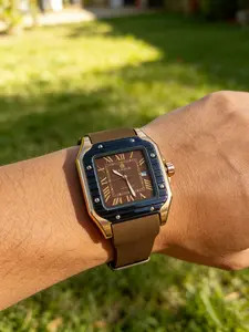 Luxury square men's watch with rose gold dial, Roman numerals, calendar display, stainless steel case, rubber strap, waterproof business watch, Square Dial Wristwatch, suitable for husbands, fathers' anniversaries, birthdays, Christmas gifts.