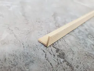Dollhouse Corner Trim Molding 3/8" x 3/8" x 18" long Miniatures Houseworks 7045