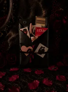 Spicy Level 5 Blind Date with a Dark Romance
