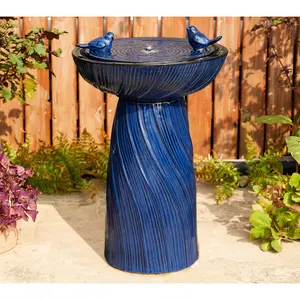 Glitzhome 25" LED Twisting Textured Birdbath Outdoor Fountain