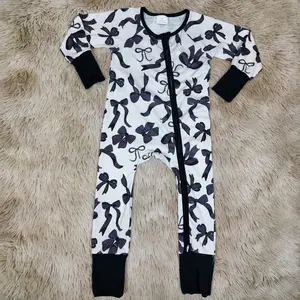 Long sleeves black bows printed baby girls zipper sleeper