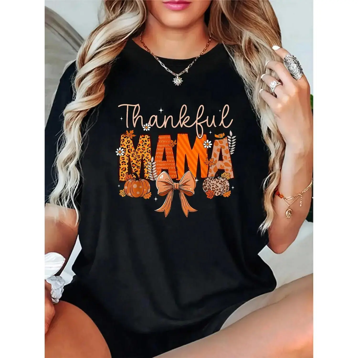 Unisex 100 Cotton Thankful Mama Bows T-Shirt Featuring Maple Leaf and Pumpkin Thanksgiving Print for Fall and Halloween Women S Top