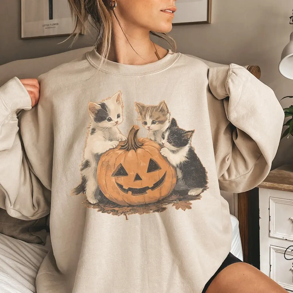 Vintage 90s Cat Halloween Sweatshirt, Retro Halloween Crewneck Sweater, Spooky Season, Pumpkin Season, Cat Lover Gift, Black Cat Halloween Pullover