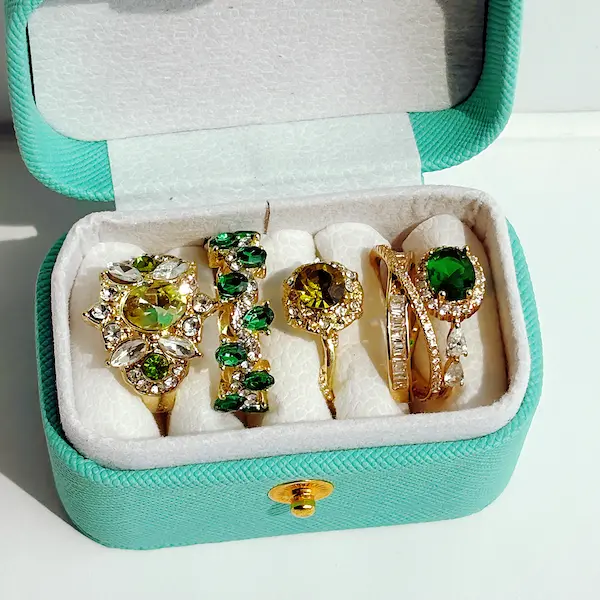 4Pcs Emerald & Olive Green Ring Set, Adjustable Open Rings for Women, Vintage Gemstone Stackable Rings with Jewelry Storage Box，promise rings，womens gifts，gold color ring，christmas fashion gift ，gifts girlfriend
