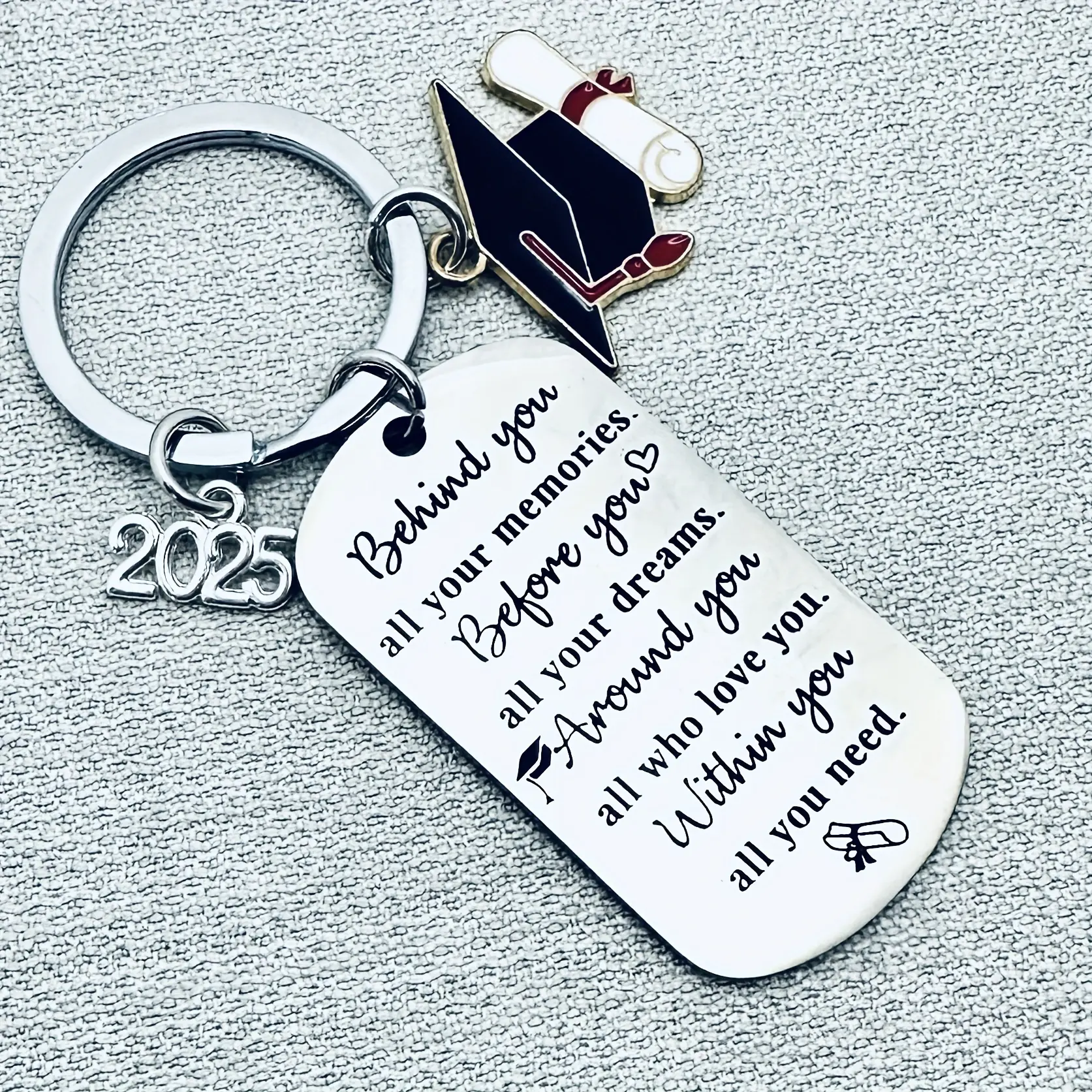 A Cute Graduation Keychain For The 2025 Graduates, Perfect As A Graduation Gift For Classmates, Best Friends, Senior Students, Masters, Nurses, College And High School Graduates, Memories