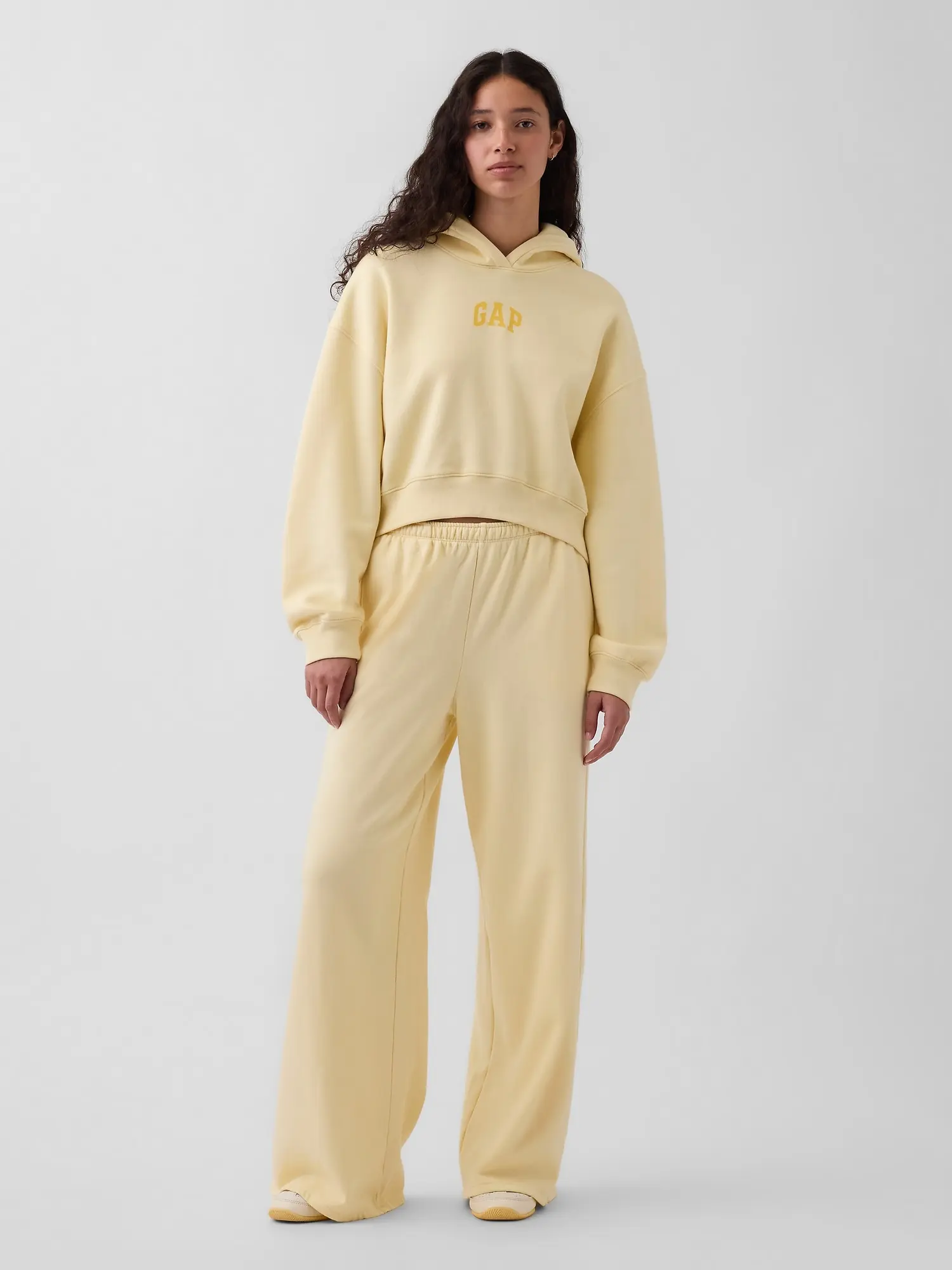 Gap Women's VintageSoft Baggy Sweatpants Gap Women's VintageSoft Baggy Sweatpants