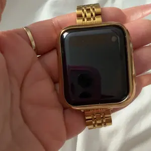 Women's Watch Band, Soft Protective Case and Tools (1 Set), Stainless Steel Smartwatch Strap Compatible with Apple Watch 9/8/7/6/5/4/3/2/1/SE/SE2 Series, Smart Watch Accessories, Watch Protector