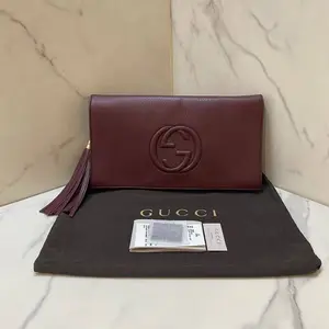 Pre-owned GUCCI Calfskin Handbags Soho Red CPU1114