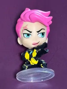 CBD Blizzard Overwatch Cute But Deadly Series 5 Midnight Zarya Blind Bag Box