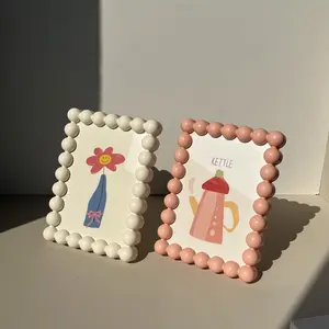 6-inch Cute Beaded Edge Plastic Photo Frame, Adorable Desktop Display Photo Frame, Decorative Photo Frame Stand, Home Decor Display Piece