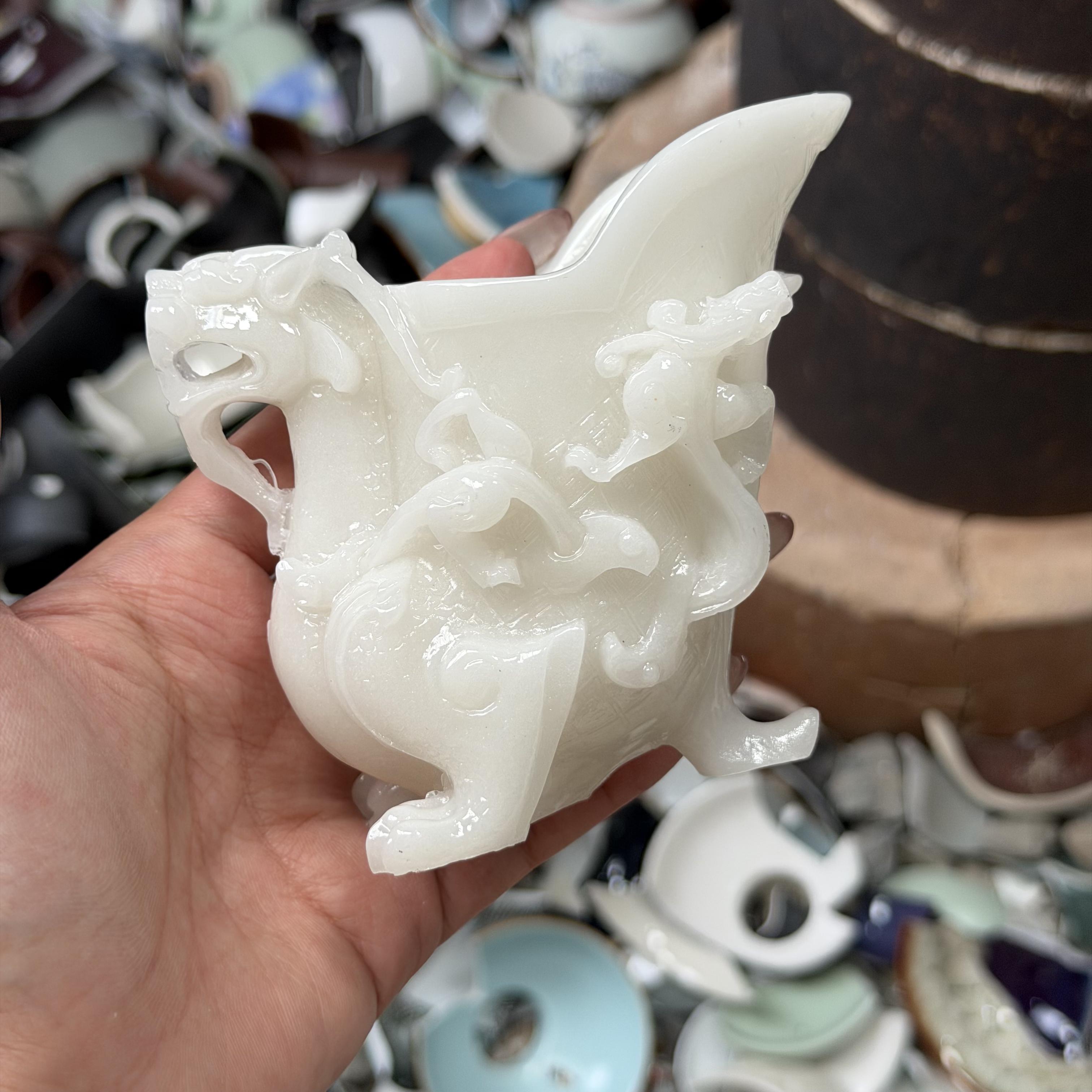 1036 White ceramic dragon ornament