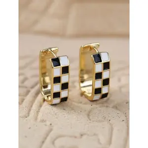 Checkerboard Pattern Hoop Earrings, Casual Enamel Drip Clip Earrings for Women, Trendy All-match Luxury Jewelry for Party Daily Decor Girlfriend Gifts