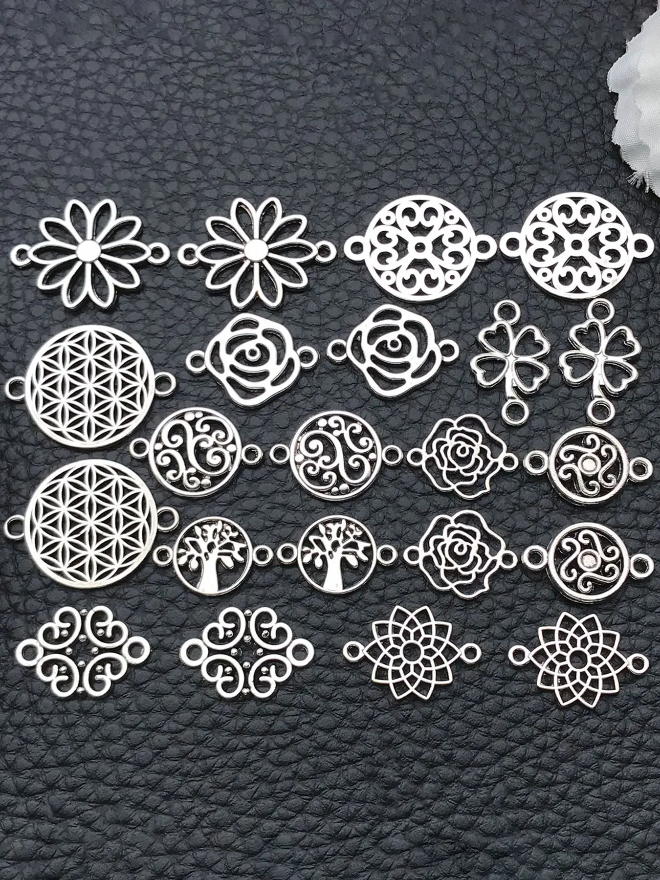 22pcs Antique Silver Color Flower Connection Charms, Mixed Pendants for DIY Necklace Bracelet Earrings, Jewelry Making Craft Accessories