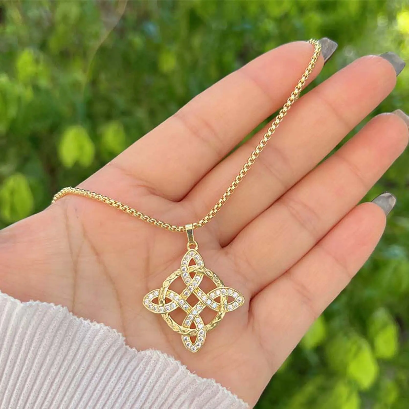 Women's Celestial Necklace, Dainty Gold Plated Hollow Snowflake with Zircon Gem, Casual Female Box Chain Fashion Jewelry, Fashion Necklace, Pendant Necklace