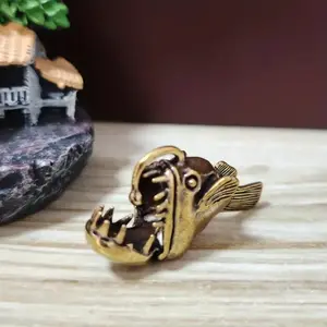 Vintage Copper Fishing Fish Sculpture, Classical Color Desk Decor, Unique Tea Pet Artwork, Perfect for Aquatic Lovers Home Office Decoration, Decorative Figurines, Decorative Sculptures