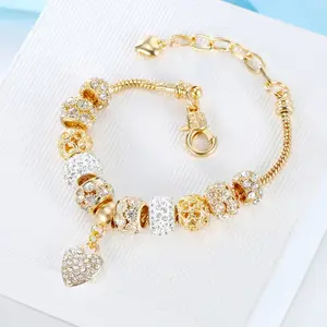 Heart-Shaped Pendant Bracelet Set Exquisite Jewelry Gift with Delicate Bead Dazzling Pendant Adjustable Serpentine Chain for Women Perfect Valentine's Day Gift Idea Trendy Stack Bangle