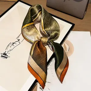 Women’s faux silk scarf, headscarf, headband, silk scarf, handkerchief, faux silk square scarf, 70 cm × 70 cm, retro elegant geometric pattern; suitable for wearing as a tie, as a headscarf or bag accessory; ideal for beach trips, picnics, and office use;
