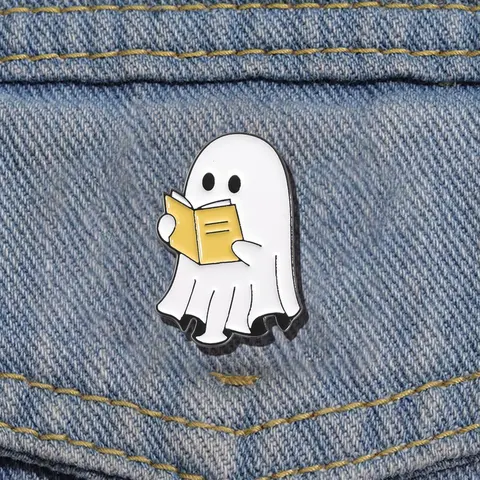 Cute Ghost Reading Book Design Brooch, Halloween Themed Alloy Badge for Daily Clothing Decor, Trendy All-match & Exquisite Brooch for Birthday Gift, Fashion Accessory, Alloy Brooch Pin