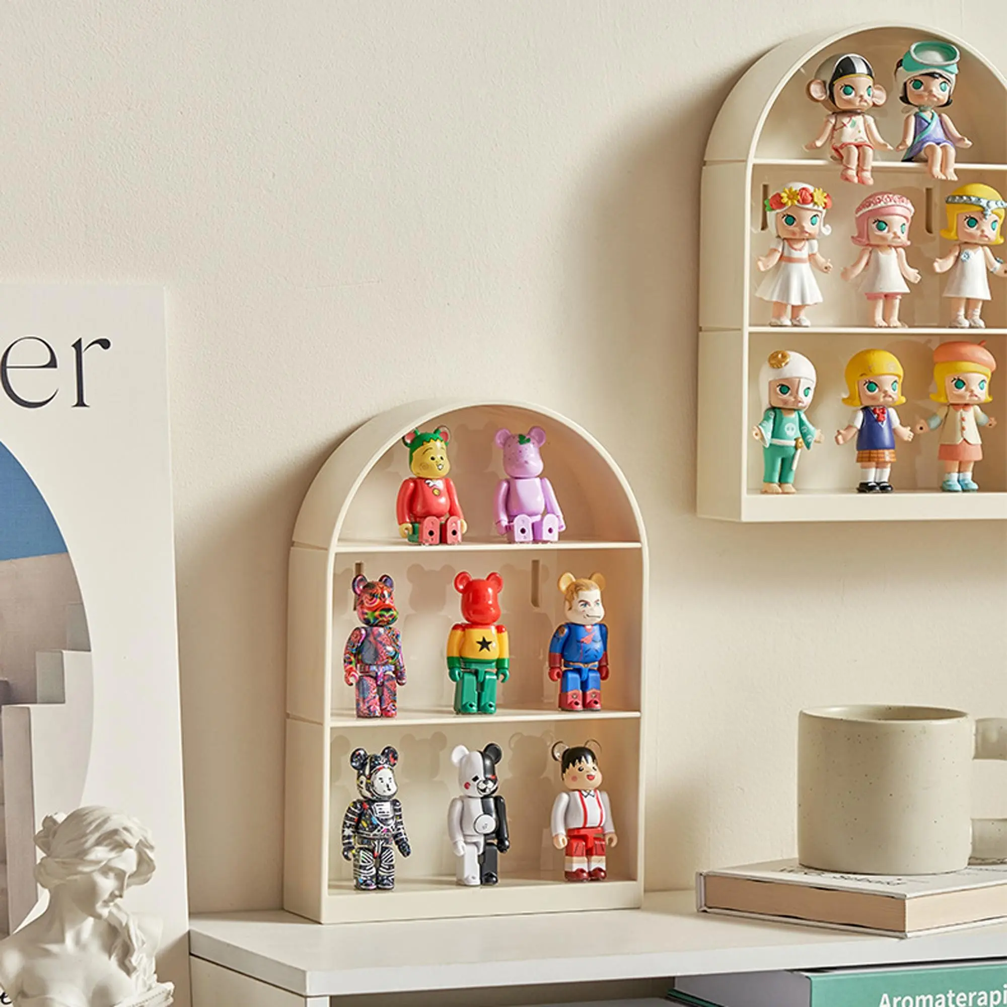 Wall-Mounted Handheld Figure Storage Display Rack, Arch Shaped Racks, Wall-Hanging Desktop Organizer, Three-Tier Separation, Suitable for Mini Figures, Collector Display, Collectibles Shelf