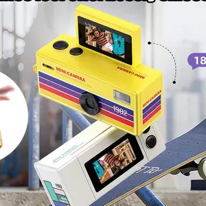 Digital Camera 180° Flip Screen Selfile Keychain Camera Retro Support Memory Card HD Very Small Camcorder Video Recorder