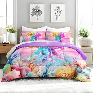 3pcs Rainbow Jellyfish Coral Comforter Set, Underwater Ocean Themed Duvet Set for Girls and Adults Bedroom or Guest Room Decor, Lightweight Soft All Seasons Comforter Machine Washable Microfiber Quilt with 2 Pillowcases, Gifts for the Family﻿